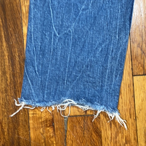 Old Navy Raw Edge Straight Leg High Waisted Jeans - Picture 6 of 6